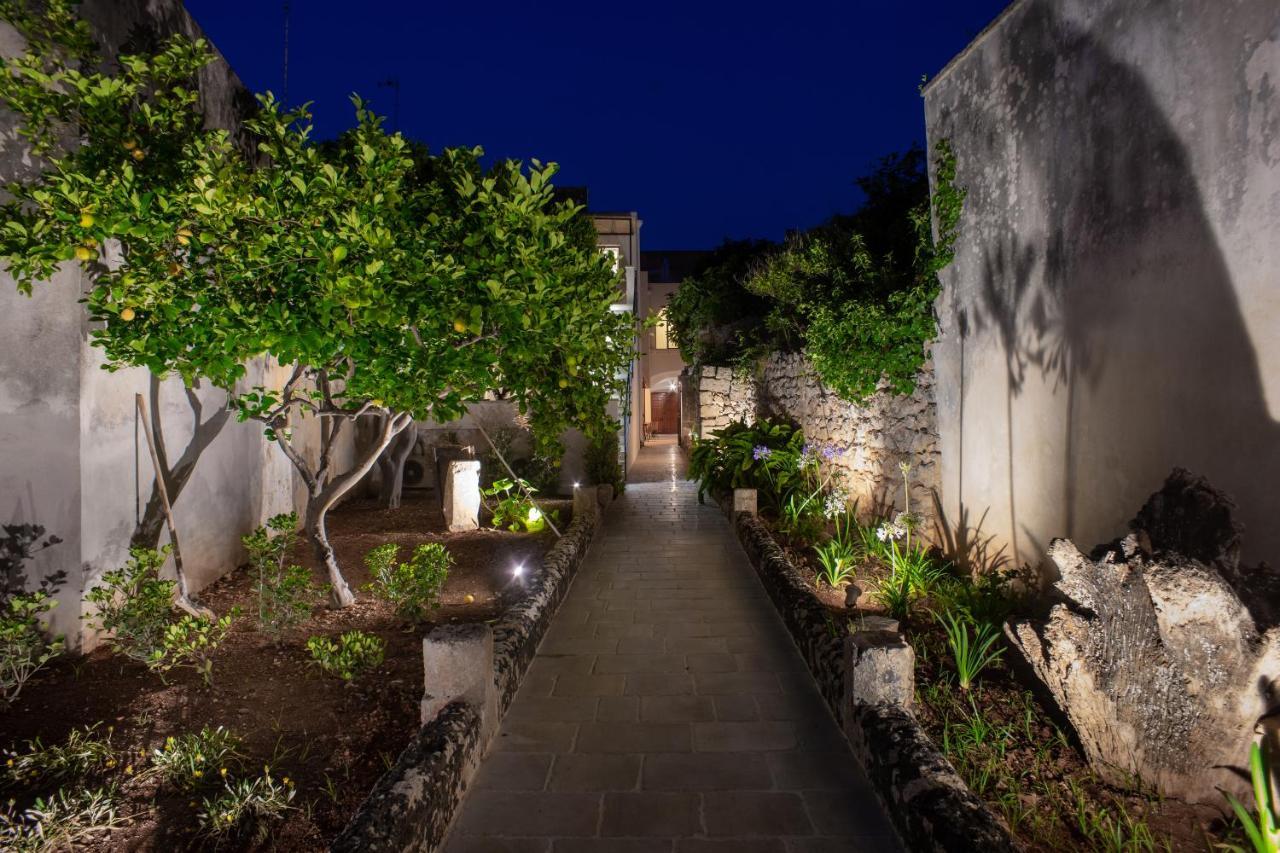 Palazzo Frangipane Bed & Breakfast Salve Dış mekan fotoğraf